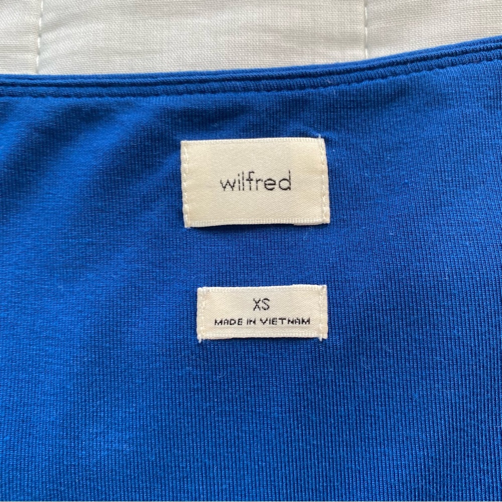 Wilfred Cobalt Blue Ruched Long-Sleeve Crop Top - Picture 3 of 8